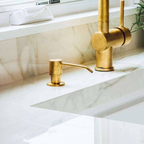 Unlacquered brass soap dispenser - Image 4