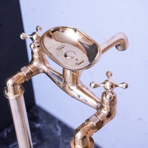 Free Standing Clawfoot Faucet With Brass soap holder