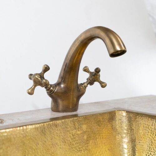 Oil Rubbed vanity faucet - Image 3