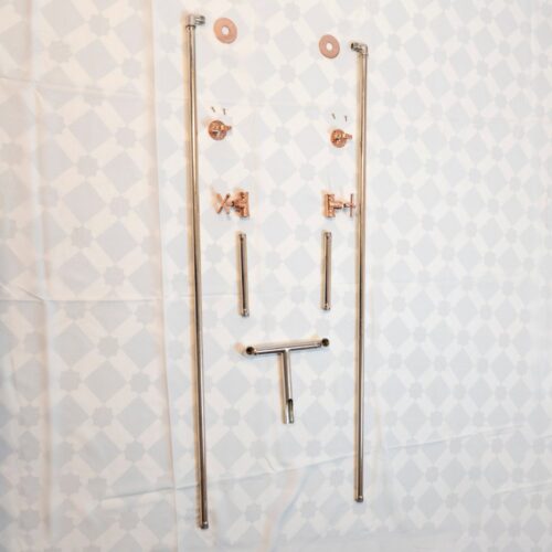 Old Fashioned Wall-Mounted Faucet - Image 7