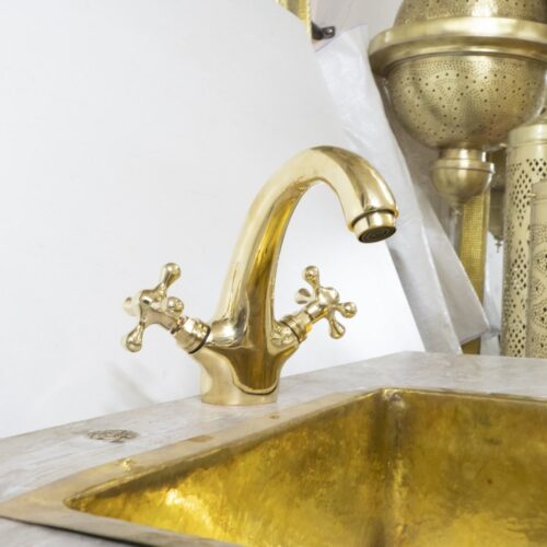 Single Hole Bathroom Vanity Faucet - Image 10