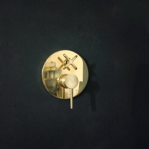 Unlacquered Brass Concealed Shower with cross handle - Image 8