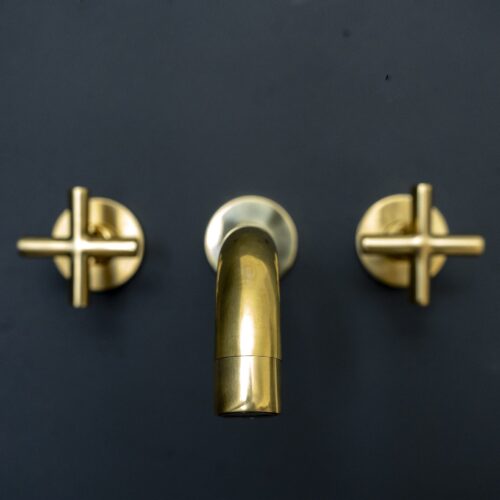 Kred Wall Mounted Faucet - Image 2