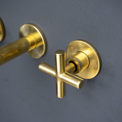 Kred Wall Mounted Faucet - Image 3